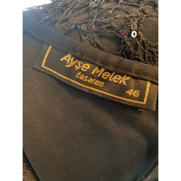 BLACK AND GOLD EVENING DRESS - Picture 6 of 6